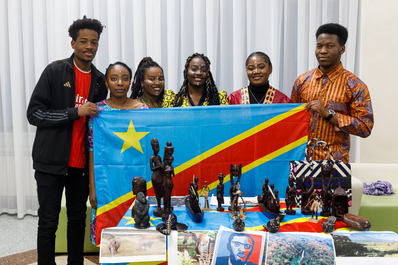Students from the Democratic Republic of the Congo at their national stand